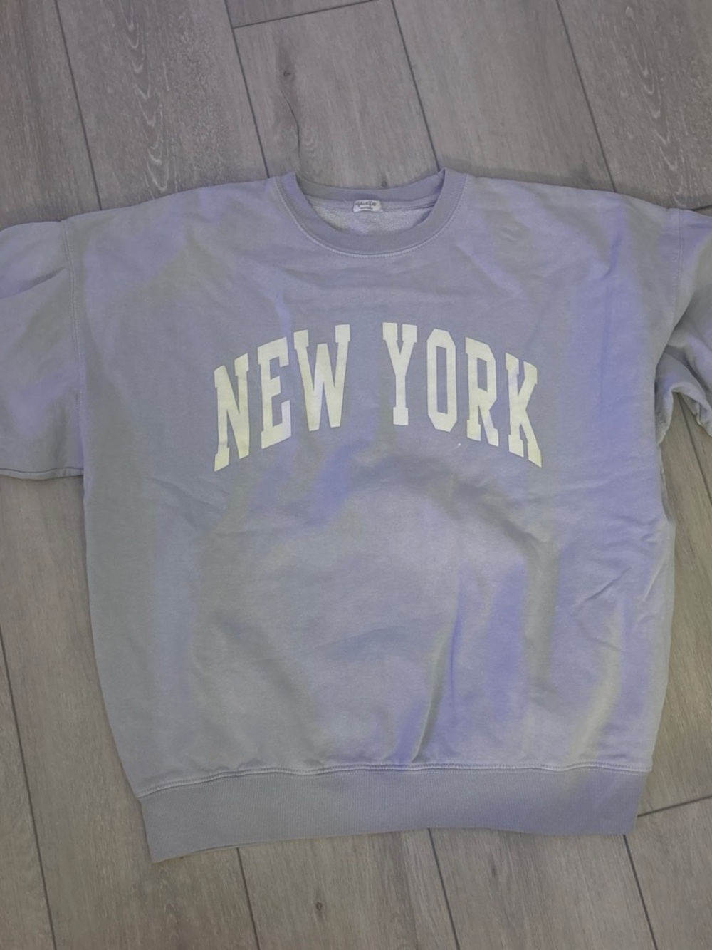 Brandy Melville Lavender New York Crewneck Sweatshirt